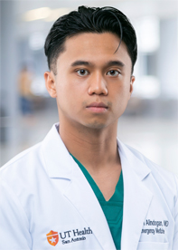 Headshot of Aaron Alindogan, MD