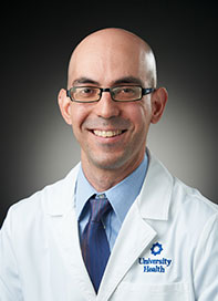 Headshot of Albert Padilla, FNP