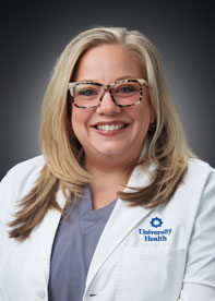 Headshot of Alison Helm, AGACNP