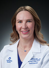 Headshot of Anna Perez, FNP