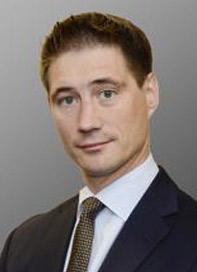 Headshot of Boris Zelle, MD