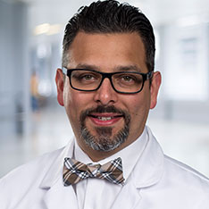 Headshot of Rudy Garza III, MD