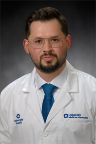 Headshot of Tomas Martinez III, MD